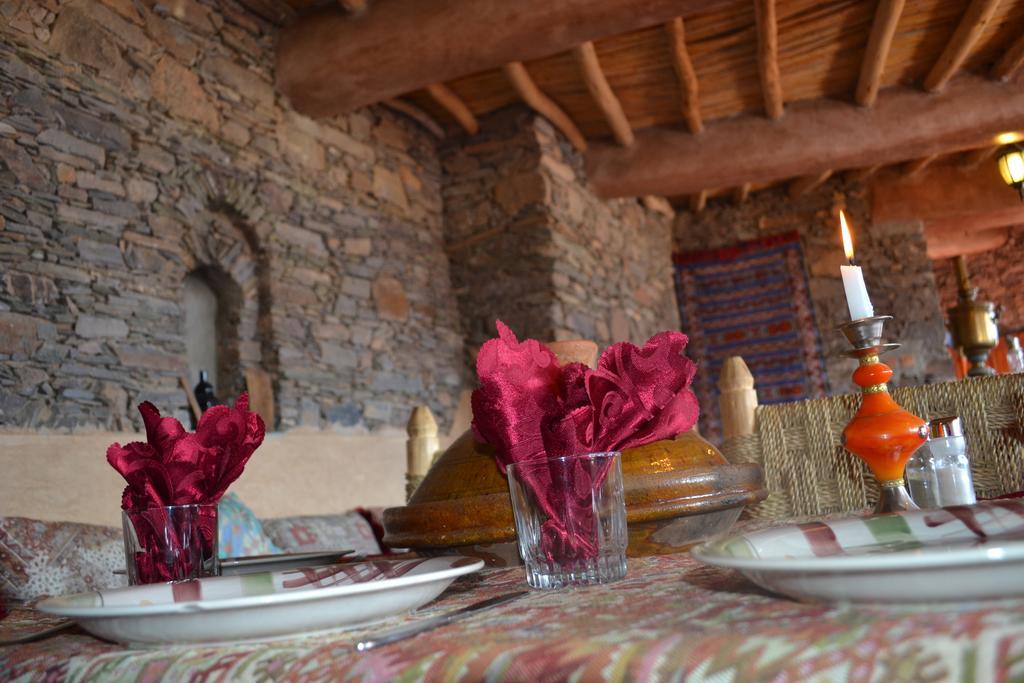 Tizourgane Kasbah Tiguissas Exterior foto