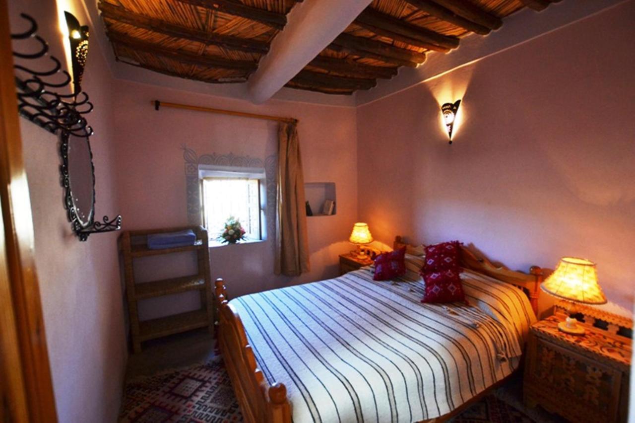 Tizourgane Kasbah Tiguissas Quarto foto