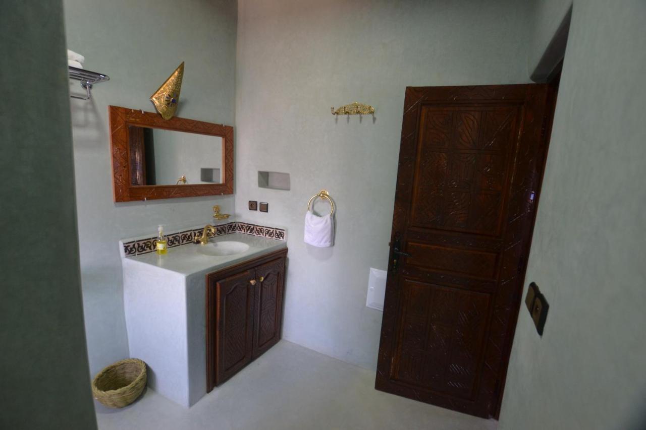 Tizourgane Kasbah Tiguissas Exterior foto